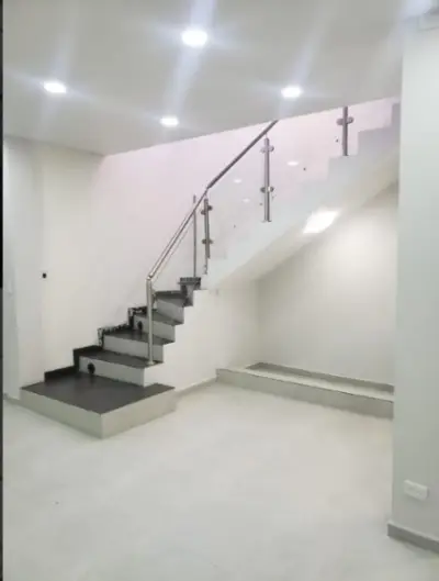 Casa en venta en Gustavo A Madero - foto 2