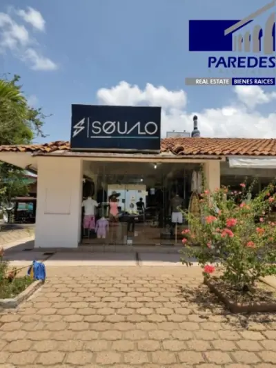 L602 Local Comercial en Venta sobre Boulevard Ixtapa en Zona