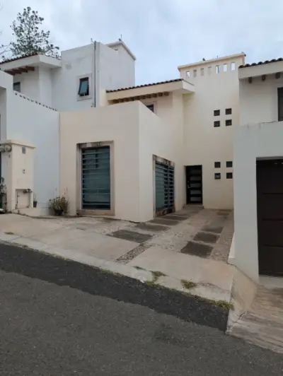 Casa en Venta en Privada La Cañada, Guadalupe, Zac., CP 986