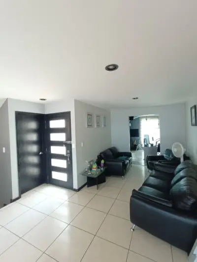 Casa en venta en Guadalupe de Rodríguez - foto 2