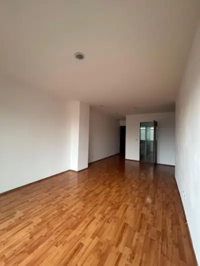 EN VENTA DEPTO. MUY CENTRICO
