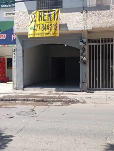Local comercial en renta en León - foto 2