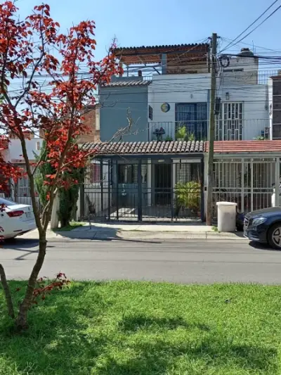 ¡Oportunidad! Casa en venta atrás del ITESO Parques Sta. M