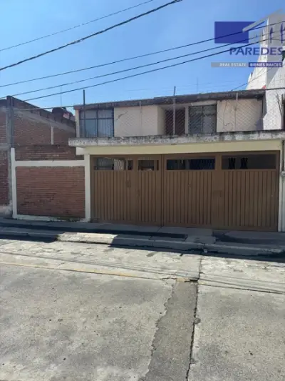 C120 Casa en Venta de 6 recamaras Chapultepec Norte Morelia