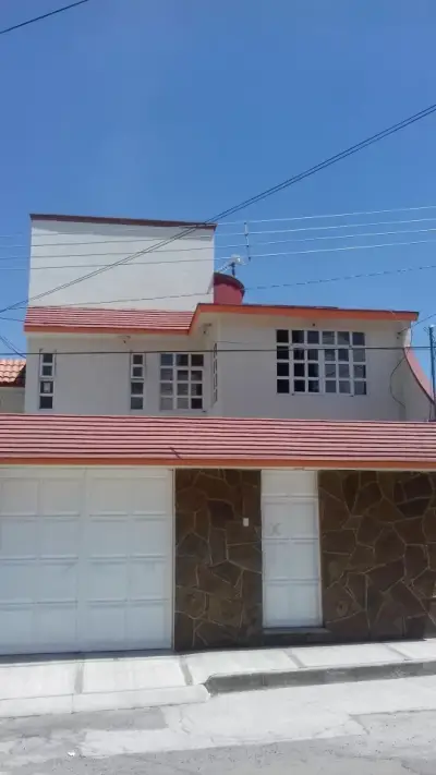 SE RENTA CASA AMUEBLADA