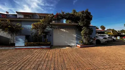 Casa Lista para Disfrutar: Amplia, Segura y con Alberca