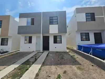  PROPIEDAD EN VENTA EN VALLE DE LINCOLN 