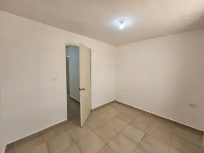 Casa en venta en García - foto 2