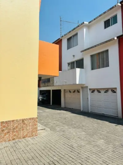 Hermosa casa en condomio horizontal