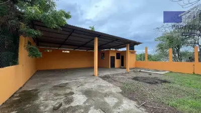 Local comercial en venta en Zihuatanejo de Azueta - foto 2