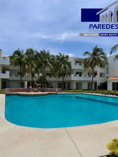 V409 Villa en Venta remodelada 4 recamaras Ixtapa