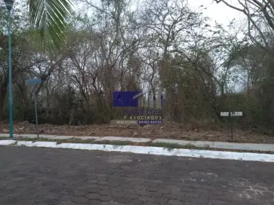 Terreno en venta en Zihuatanejo de Azueta - foto 4