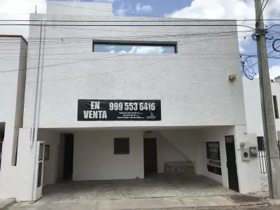Oficina en Venta a Una Cuadra del Paseo de Montejo