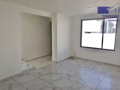 Casa en venta en El Marqués - foto 2