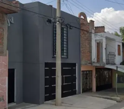 Casa en venta en El Salto - foto 2