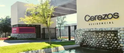 Casa en venta en Monterrey - foto 2