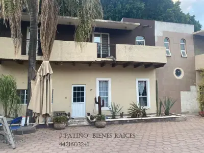 CORREGIDORA, QRO. venta casa 4 rec, 3 baños, sala, comedor