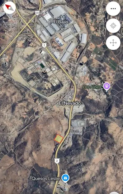 1 Hectárea a Pie de Carretera Tecate - Tijuana! $110 Usd m²