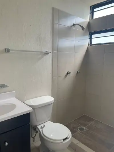 Casa en venta en Tlajomulco de Zúñiga - foto 2