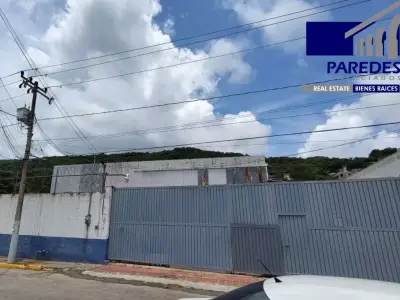 L604 Zihuatanejo Nave Industrial en Venta ,en Agua de Correa