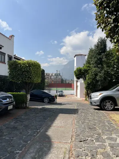 Preciosa casa 3 recámaras y cancha de tenis