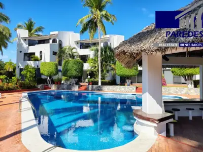 Villa en Venta 3 recámaras aun costado Hotel Ixtapa Palace