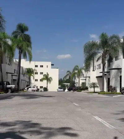 Remato casa en residencial bosques de palmira, sin posesión