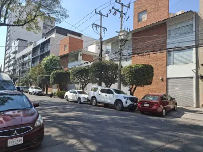 Colonia del valle Centro vendo casa en condominio