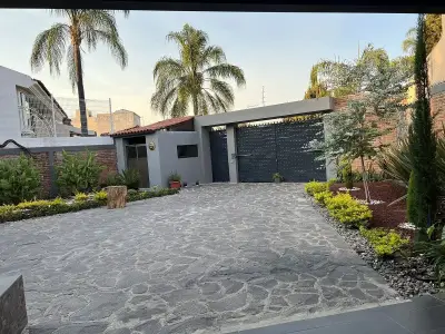 Casa en venta en Zapopan - foto 2
