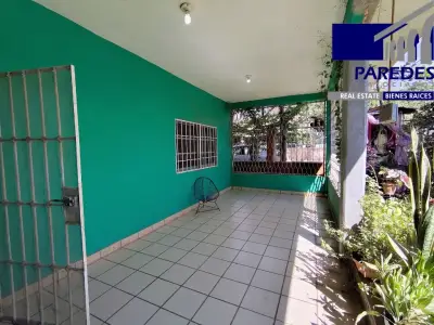 Casa en venta en Zihuatanejo de Azueta - foto 2