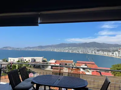 En venta departamento ubicado en joyas de brisamar-Acapulco
