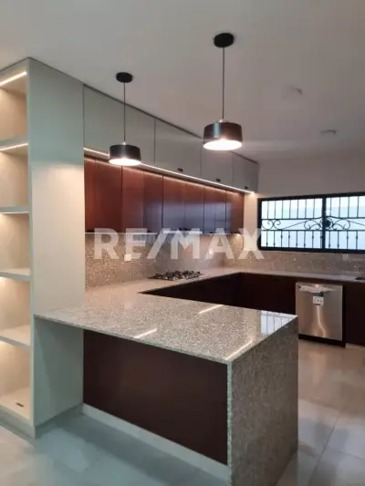 Casa en venta en Centro - foto 3