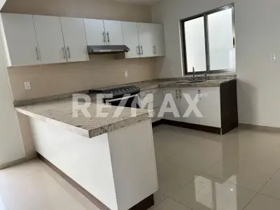 Casa en venta en Centro - foto 3