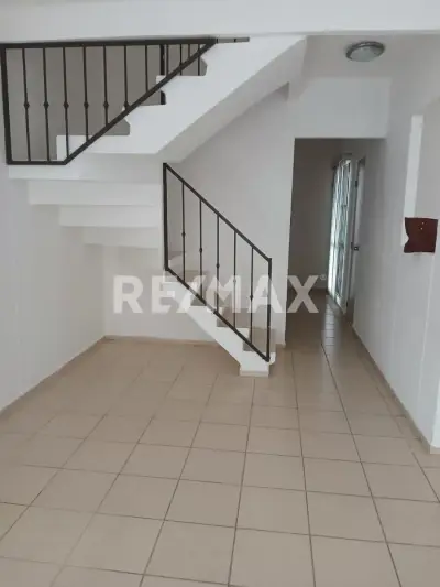 Casa en venta en Centro - foto 2