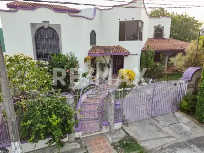 Casa en venta en Centro - foto 2