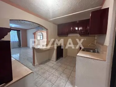 Casa en venta en Centro - foto 3