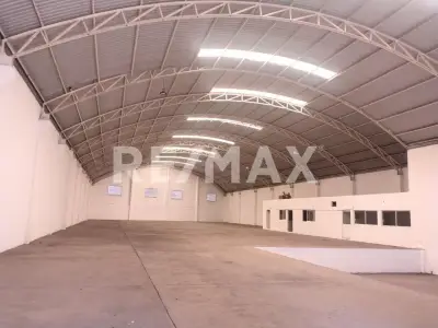 Bodega en renta en Centro - foto 2