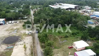 Terreno - comercial en venta