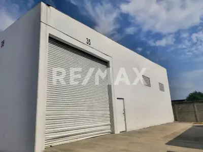 Bodega - industrial en renta