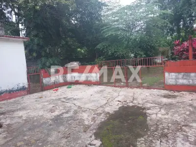 Terreno en venta en Centro - foto 2