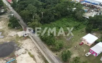 Terreno en venta en Centro - foto 4