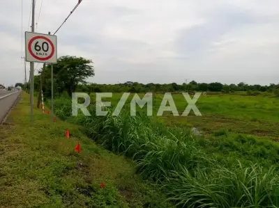Terreno en venta en Cárdenas - foto 2