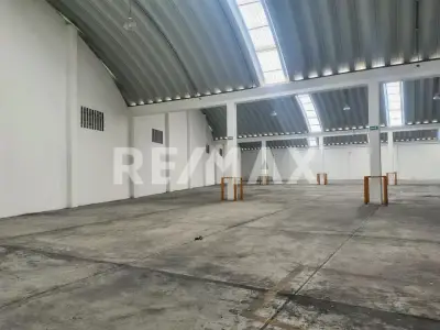 Bodega en renta en Centro - foto 2