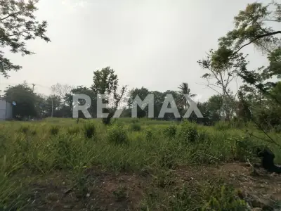 Terreno en renta en Macuspana - foto 2