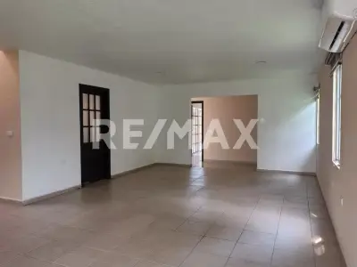 Casa en renta en Centro - foto 3