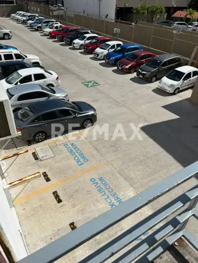 Local comercial en renta en Centro - foto 5