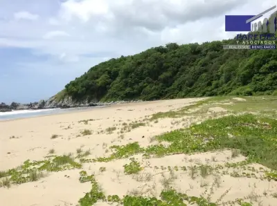 Terreno en venta en Zihuatanejo de Azueta - foto 4