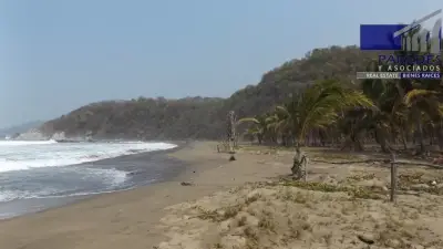 Terreno en venta en Zihuatanejo de Azueta - foto 2