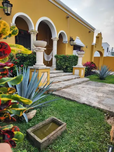 Venta orenta de casa estilo hacienda en san ramon norte meri