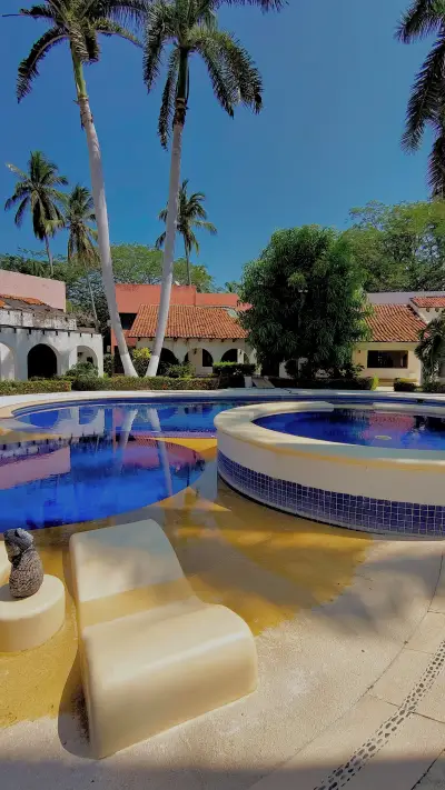 V411 villa en venta 3 recamaras campo de golf ixtapa